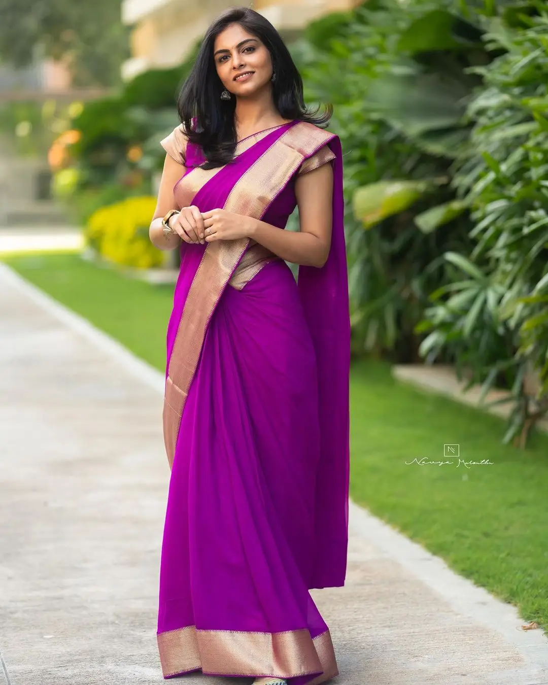 Maa TV Actress Mounika Reddy Wearing Violet Saree Blouse